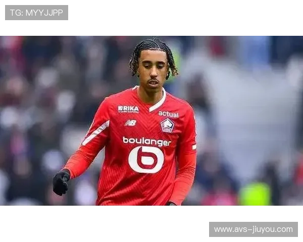 曼联与里尔关系密切，曾高价签下约罗